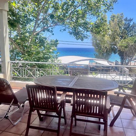 Chloe'S Sunrise Beach House Villa เอเธนส์ ภายนอก รูปภาพ